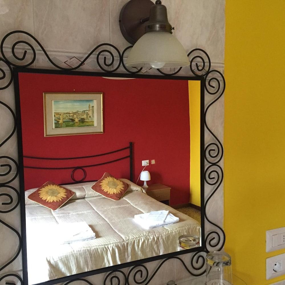 Hotel Aline Florence Ngoại thất bức ảnh